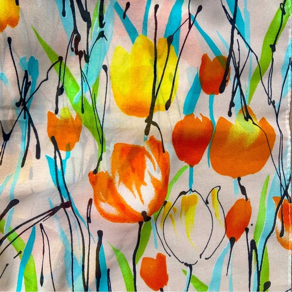 Beautiful Floral Scarf Tulips 💐 - Picture 2 of 2